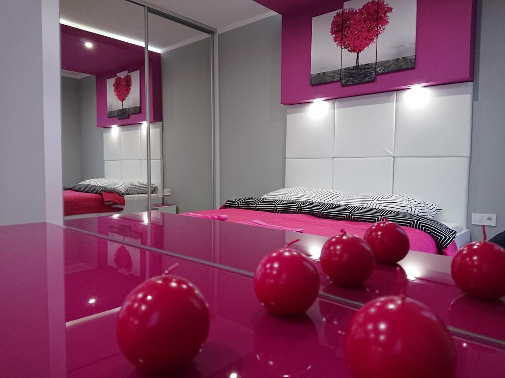Apartament Exclusive Apartment เคียลเซ ภายนอก รูปภาพ