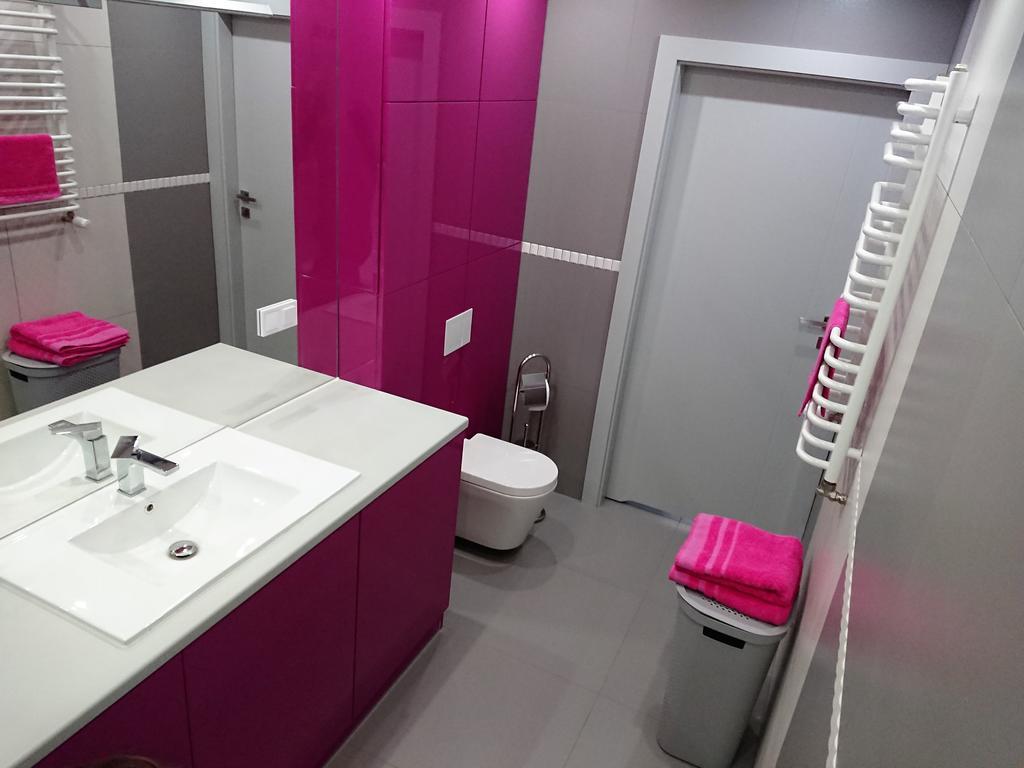 Apartament Exclusive Apartment เคียลเซ ภายนอก รูปภาพ