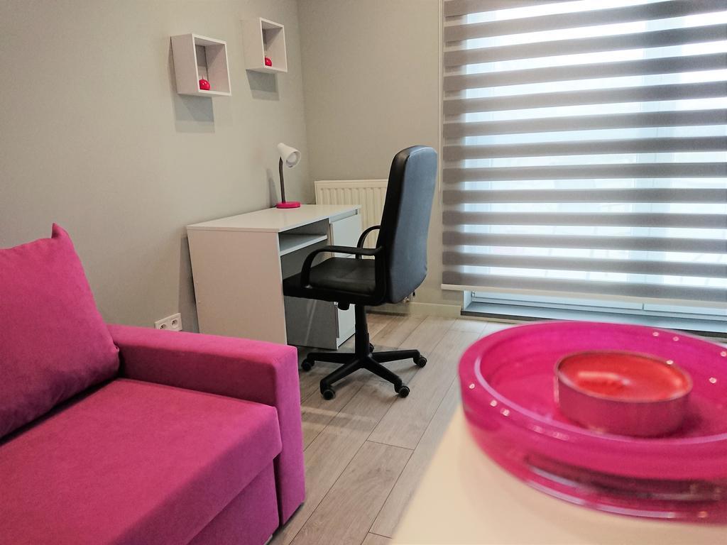 Apartament Exclusive Apartment เคียลเซ ภายนอก รูปภาพ